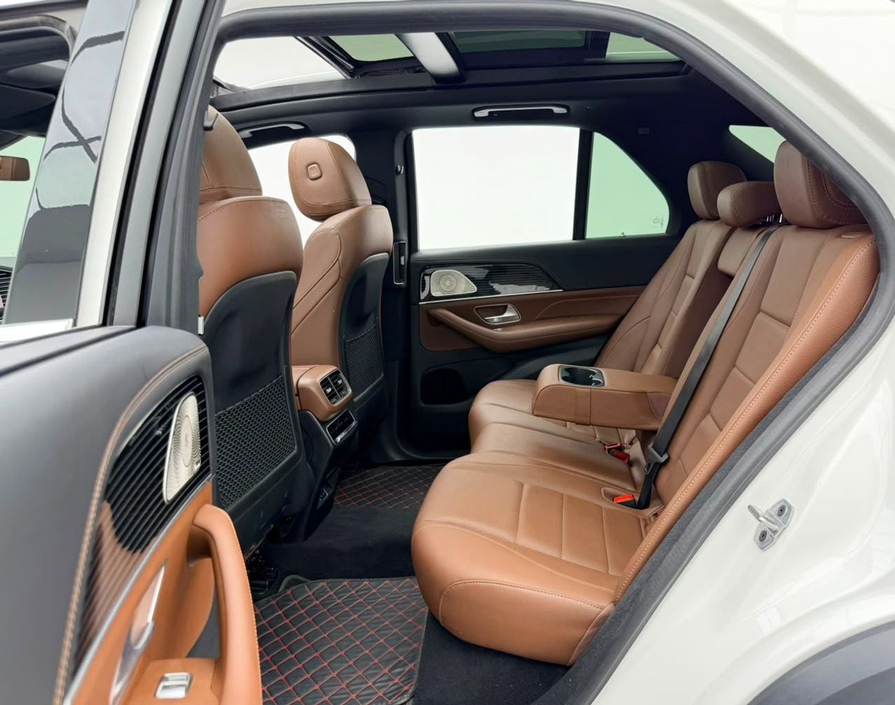 Mercedes Benz GLE 450 AMG 2024 Mercedes-Benz GLE 450 4Matic, Feb/2029 Warranty + Service Contract, Full Service History, GCC