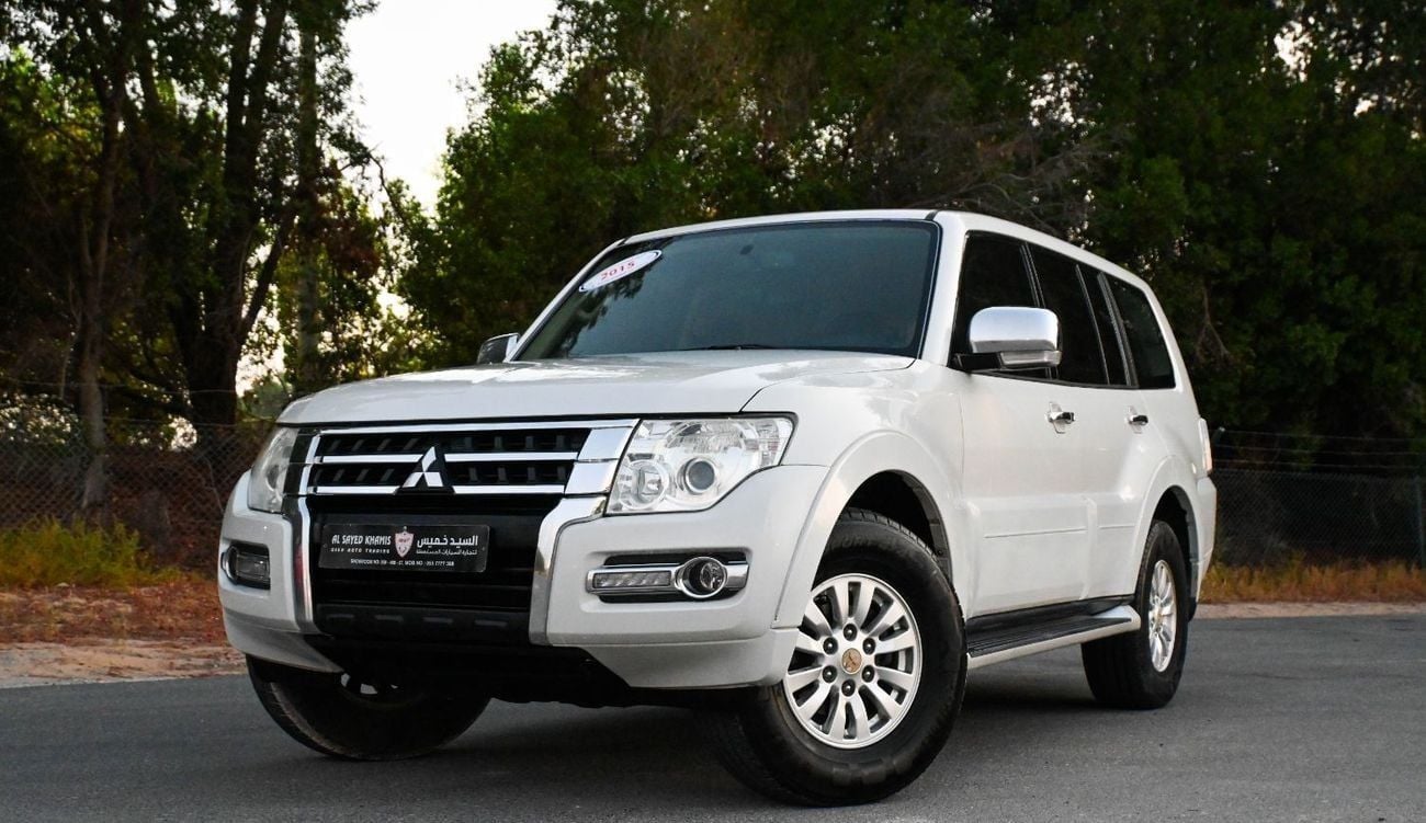 ميتسوبيشي باجيرو GLS L/L GOLD ميتسوبيشي باجيرو 2015 خليجي بحالة ممتازة Base 3.5L (7 Seater)