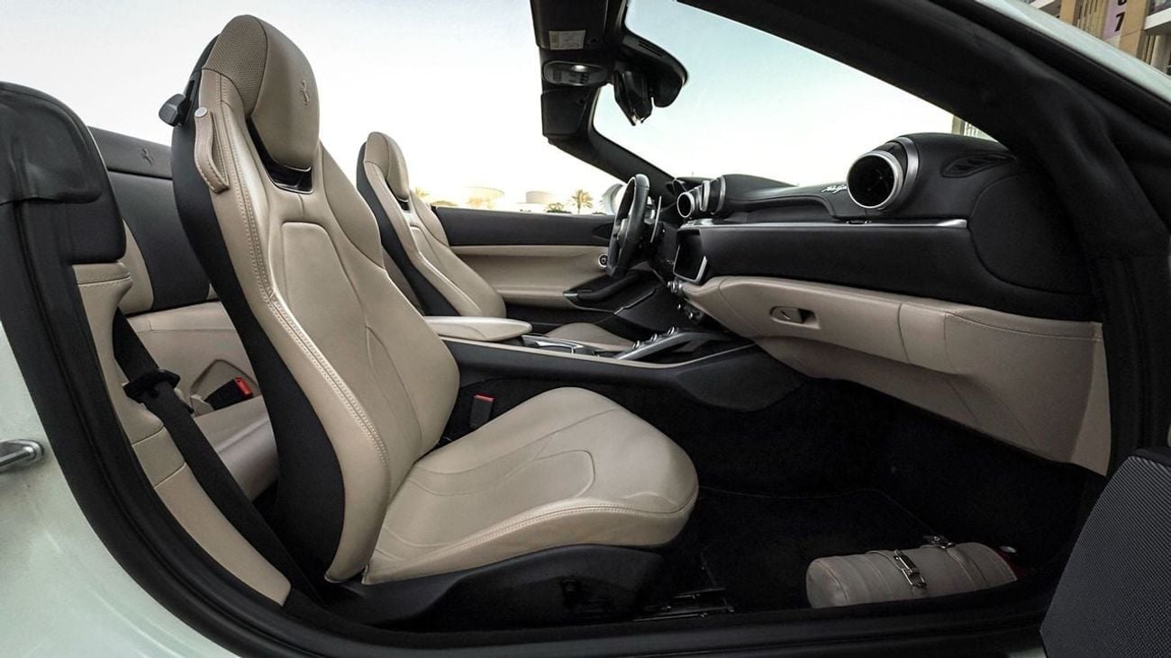 Ferrari Portofino Std 3.9L PORTOFINO M GCC under warranty