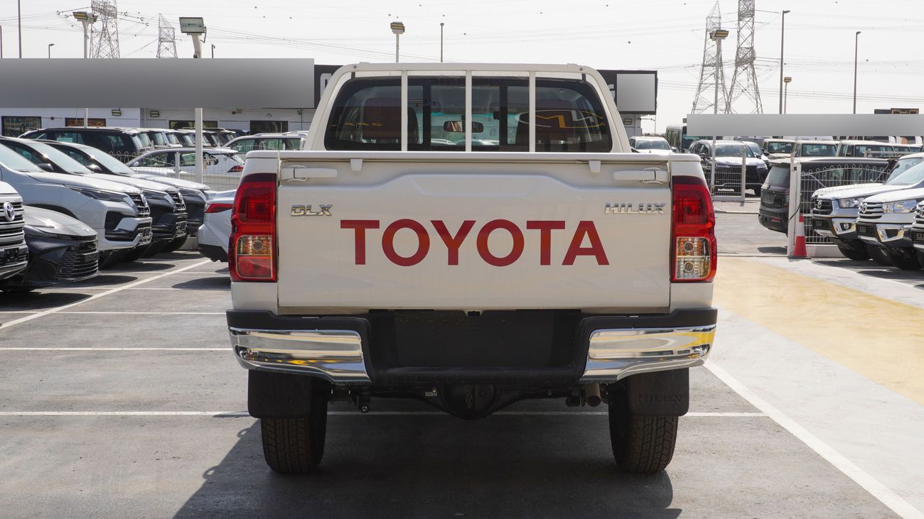Toyota Hilux DLX 2.7 L
