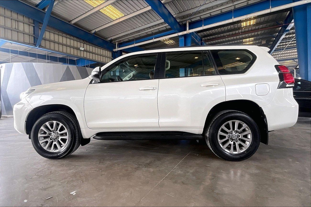 تويوتا برادو VXR | شامل الضمان | 0 ﺪﻔﻋﺓ ﺃﻮﻟﻯ