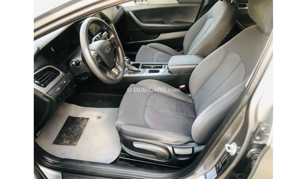 Hyundai Sonata SE Model 2017 GCC CAR PERFECT CONDITION INSIDE AND OUTSIDE FULL ELECTRIC CONTROL STEERING CONTROL