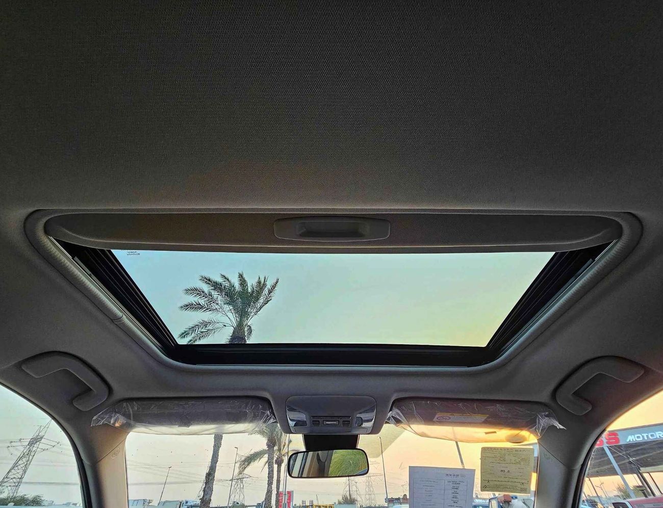 Toyota RAV4 ELITE, 2.5L Hybrid, Power Seat With 360* Cam / Sunroof (CODE #  68057)