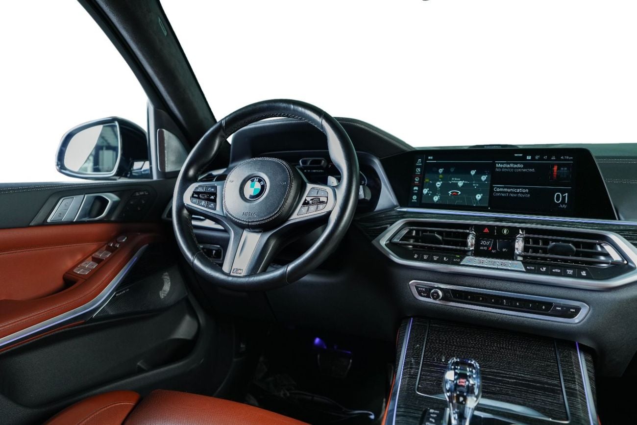بي أم دبليو X7 50i M SPORT