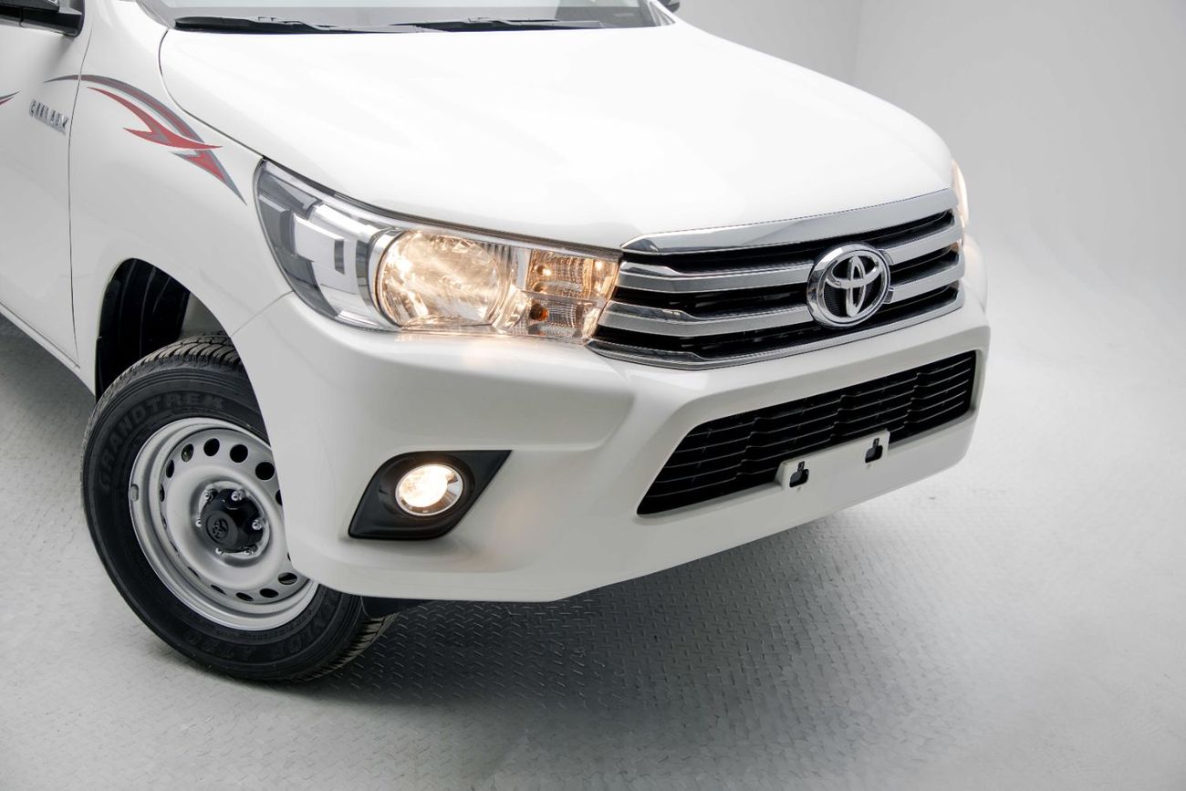 Toyota Hilux DLS 2.4L - White Inside Maroon | Export Only