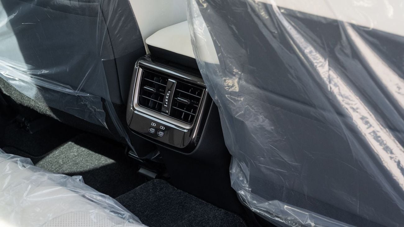 تويوتا كراون TOYOTA CROWN 2.5 MID -2026YM