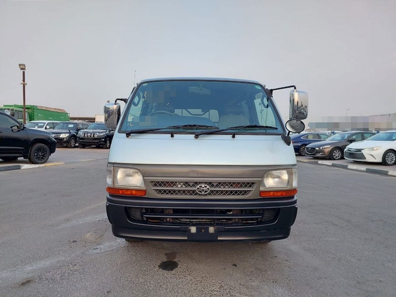 Toyota Hiace TOYOTA HIACE VAN RHD 1999 MODEL 2.0 L PETROL MANUAL(PM52852)