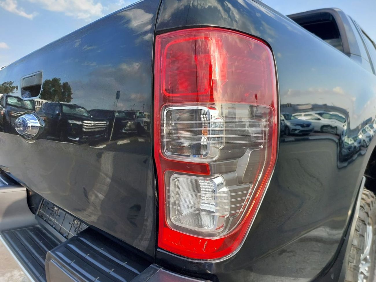 Ford Ranger FORD RANGER WILDTREK PICKUP RHD 2021 MODEL 2.0 L DIESEL AUTOMATIC(PM49455)