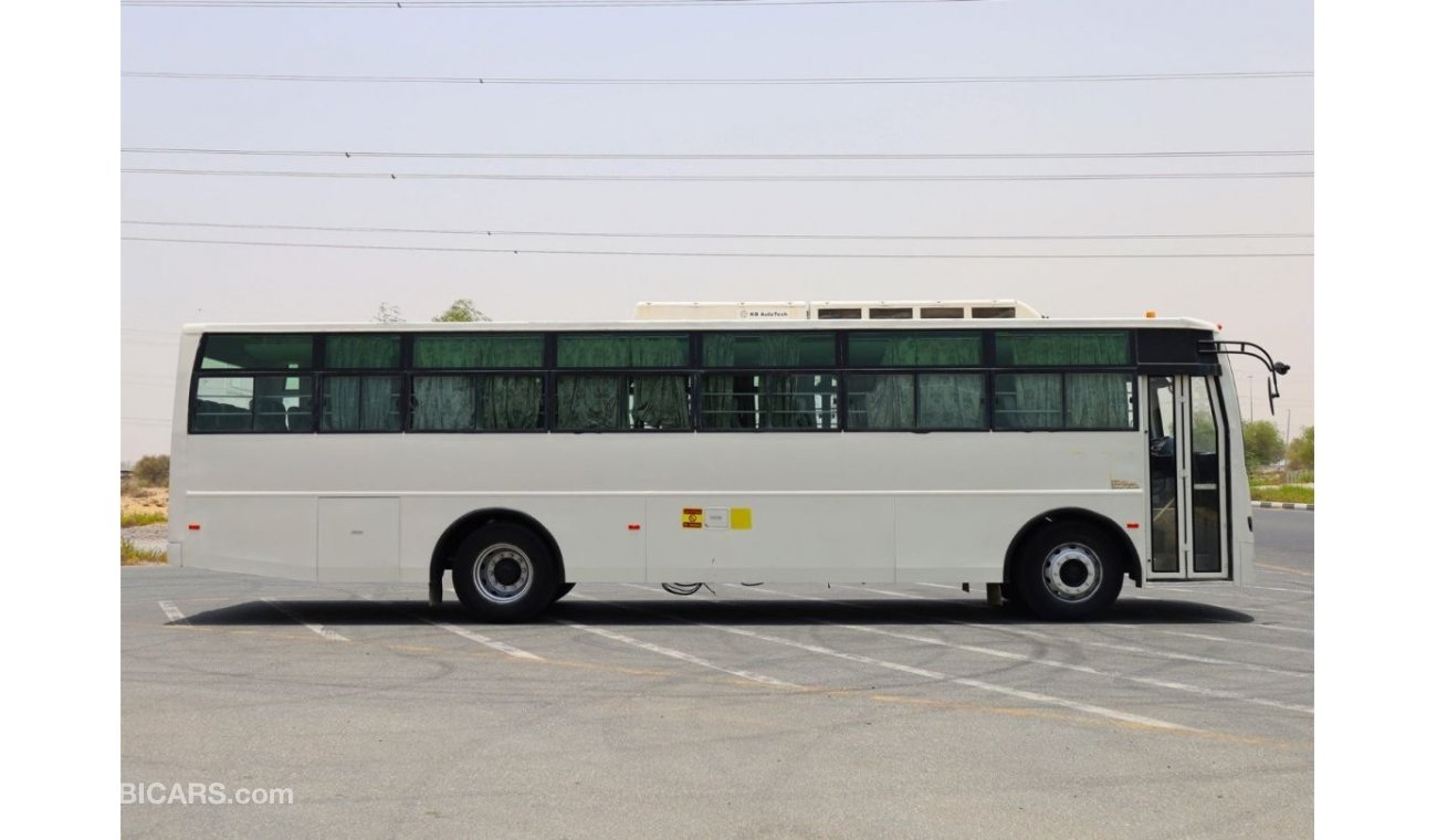 Ashok Leyland Falcon | 66-SEATER | - WITH GCC SPECS AND EXCELLENT CONDITION