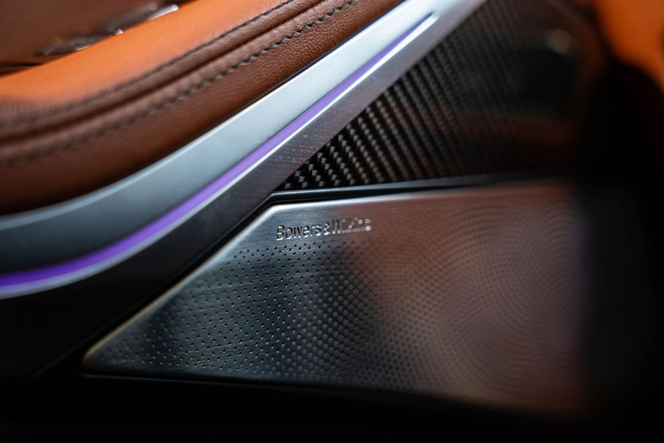 بي أم دبليو X7 xDriveM60i (6 Seats)