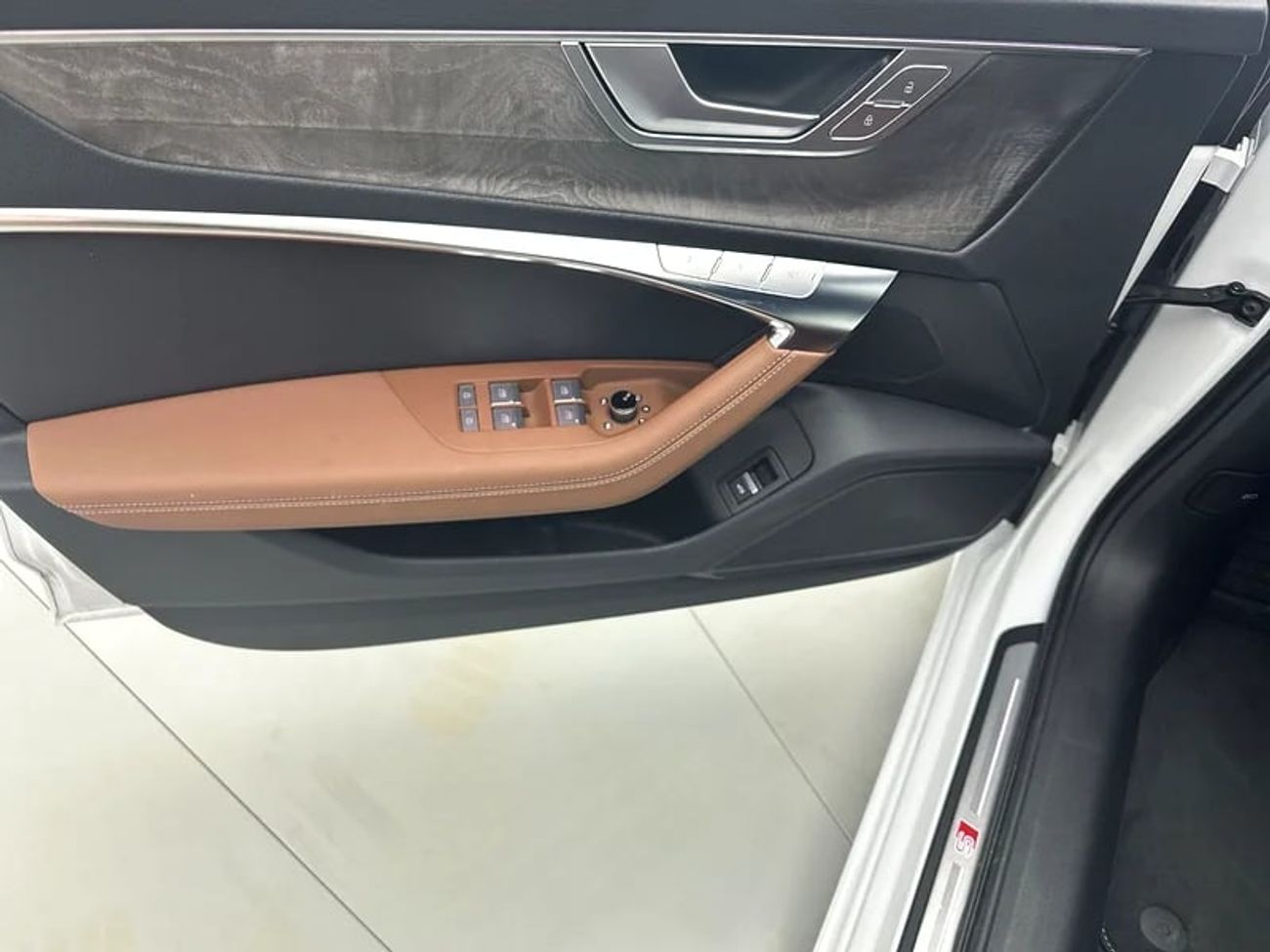 أودي A6 Sedan 45 TFSI quat 245hp S line (Ref# 035521)