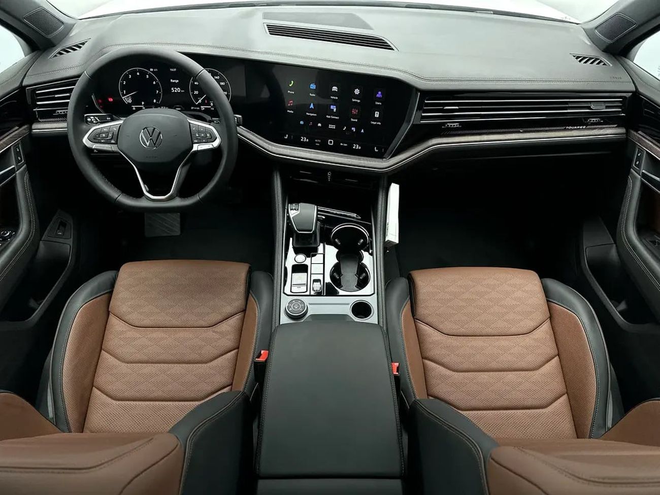 Volkswagen Touareg Elegance 2 3.0L Elegance with Tirano