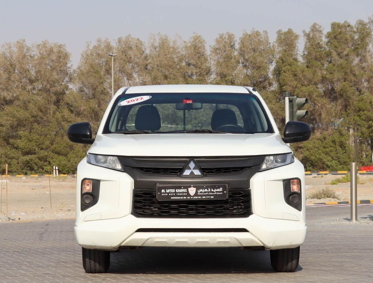 Mitsubishi L200 GL 2.5L Double Cab Utility RWD Mitsubishi L200 2.4L 2022 RWD GCC, accident-free, in excellent condit