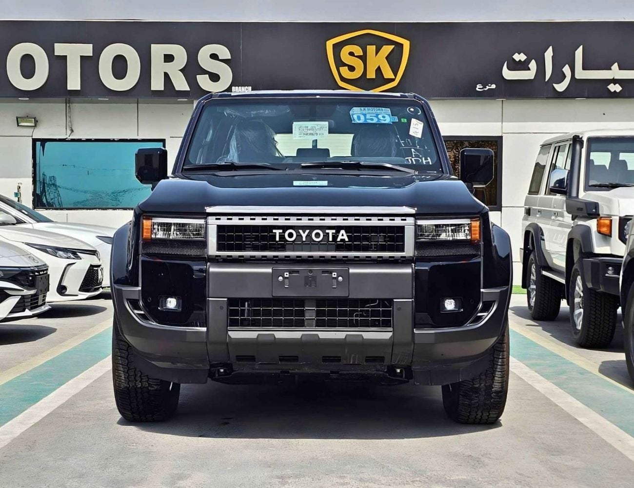 تويوتا برادو ALL ROUNDER MID OPTION ||2.8L DIESEL V4|| LETHAER WITH DRIVER PWR SEAT ||SUNROOF (CODE#P28AR2)