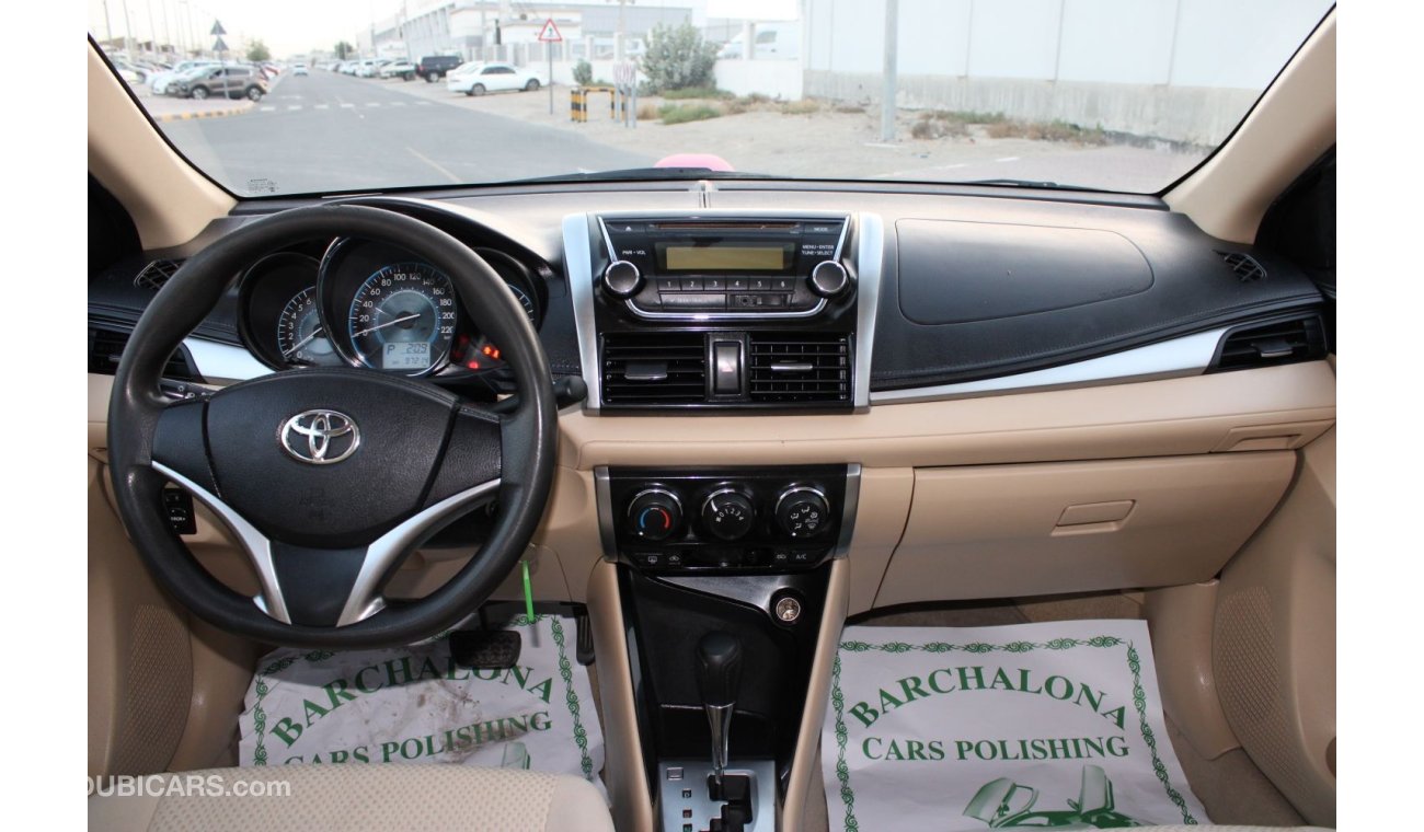 Toyota Yaris Toyota Yaris 2014 GCC in excellent condition without accidents, very clean from inside and outside