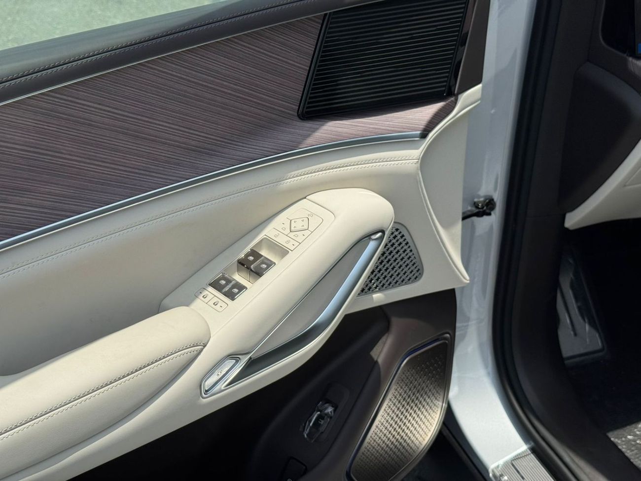 دينزا N9 Flagship