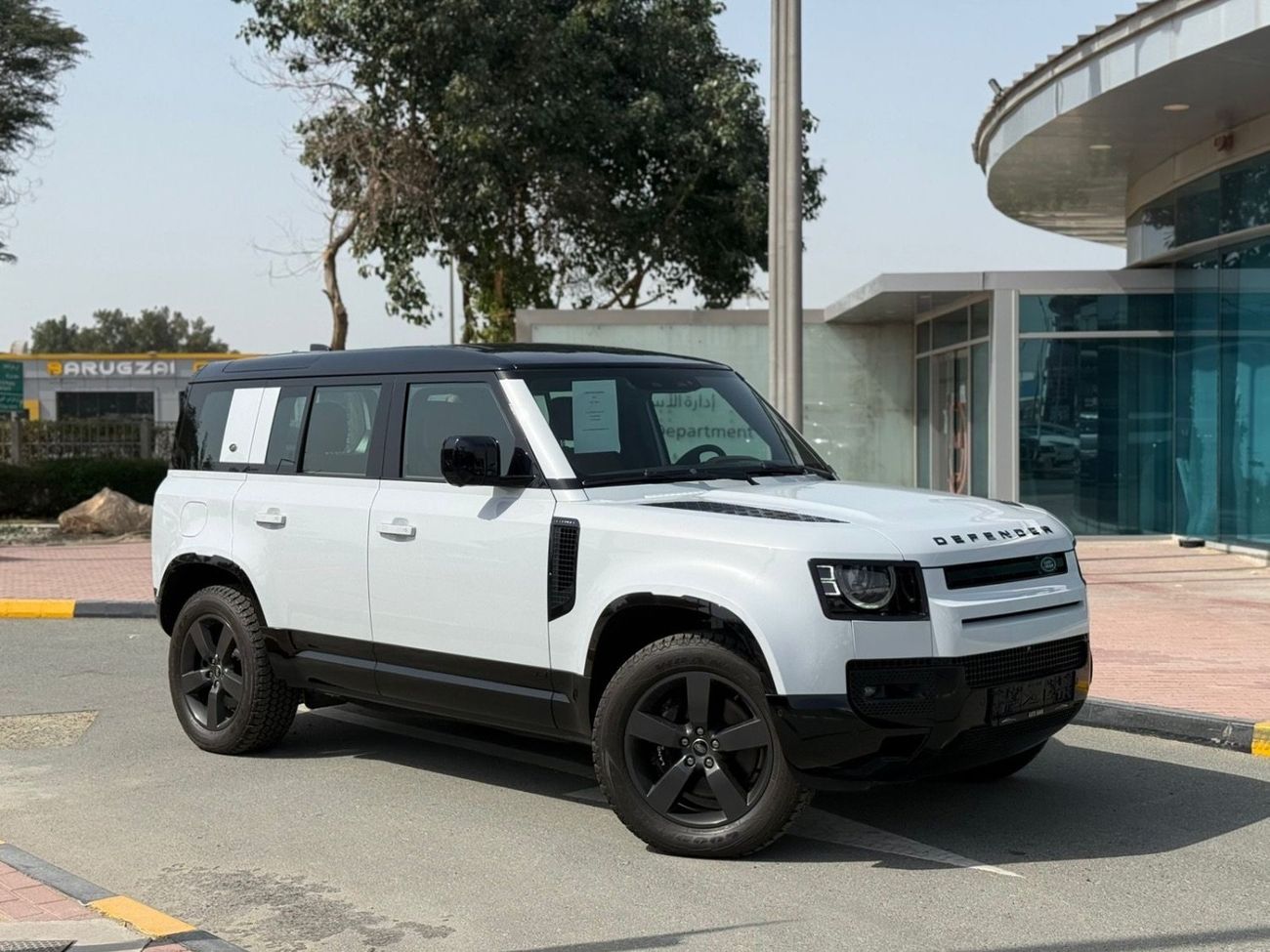 Land Rover Defender 110 X P525 5.0L