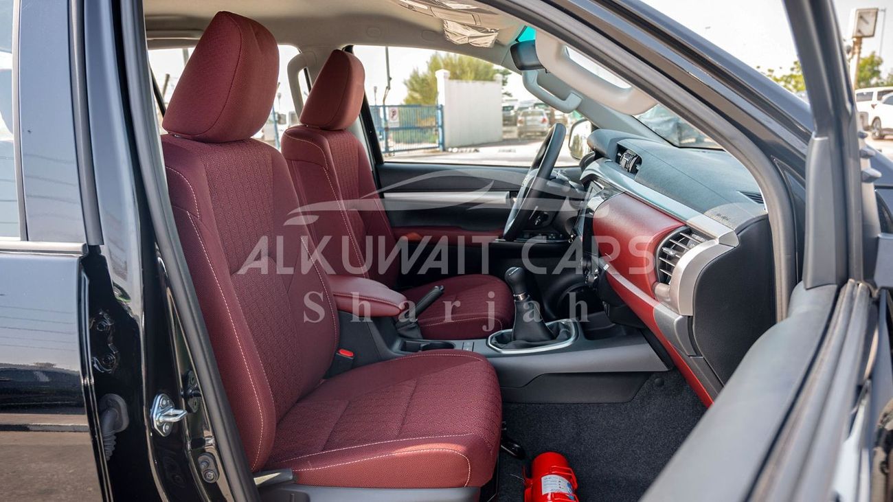 Toyota Hilux TOYOTA HILUX DC 2.7P MT 4X4 P.WINDOW MY2023