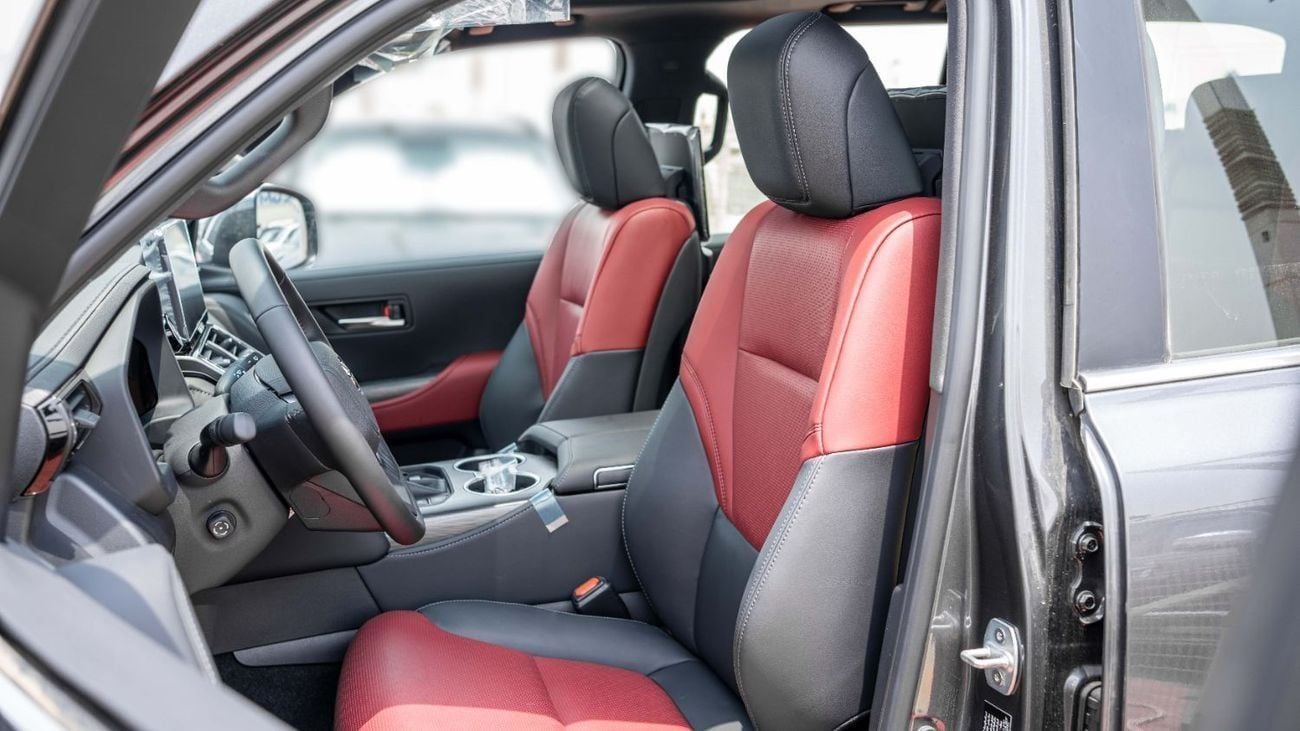 تويوتا لاند كروزر 2025 Toyota Land Cruiser VXR 3.5L AT Hybrid (Black-Red)