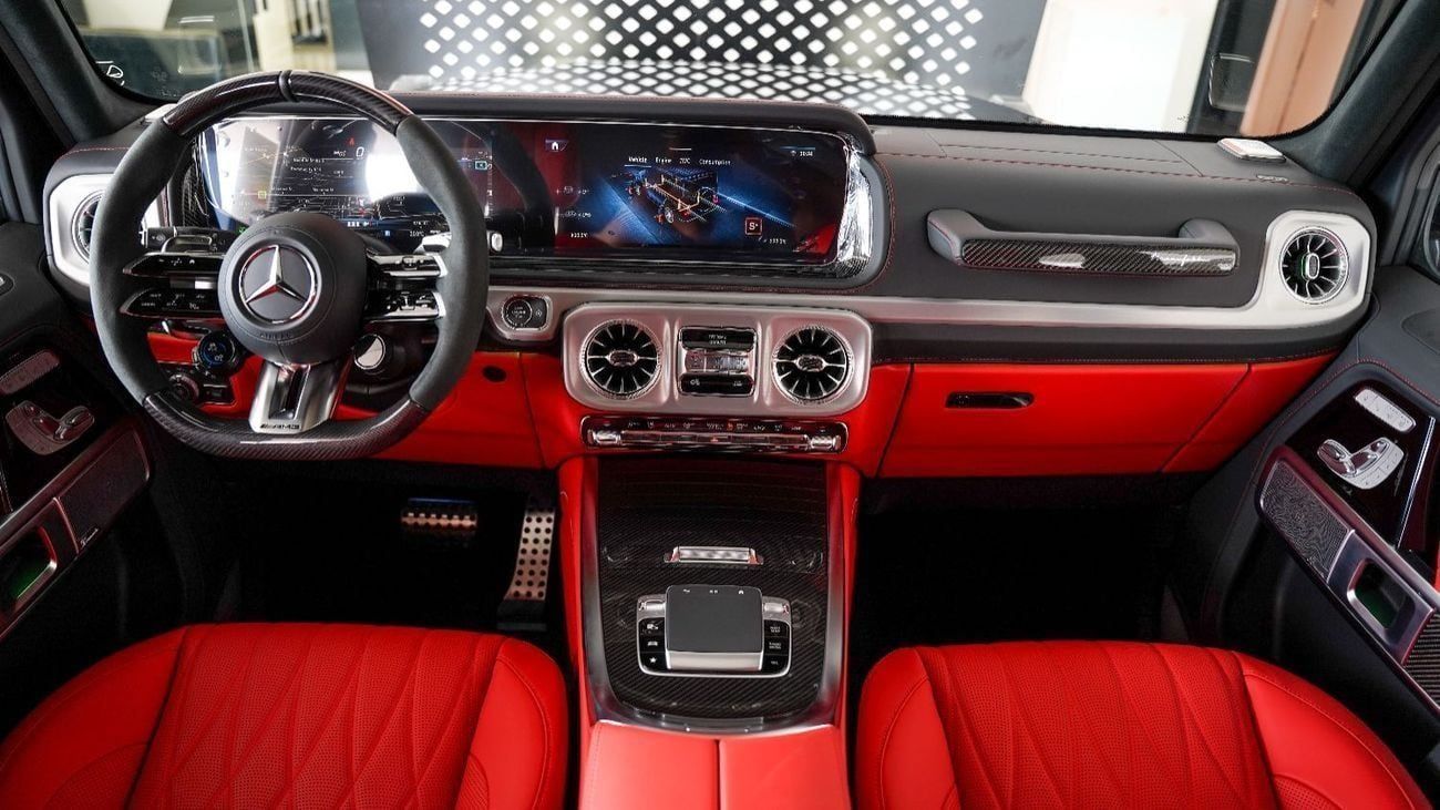 Mercedes-Benz G 63 AMG 4MATIC SUV GCC 2025 Fully Original Carbon Perfomance Package 5 Year Gargash Auto Warranty