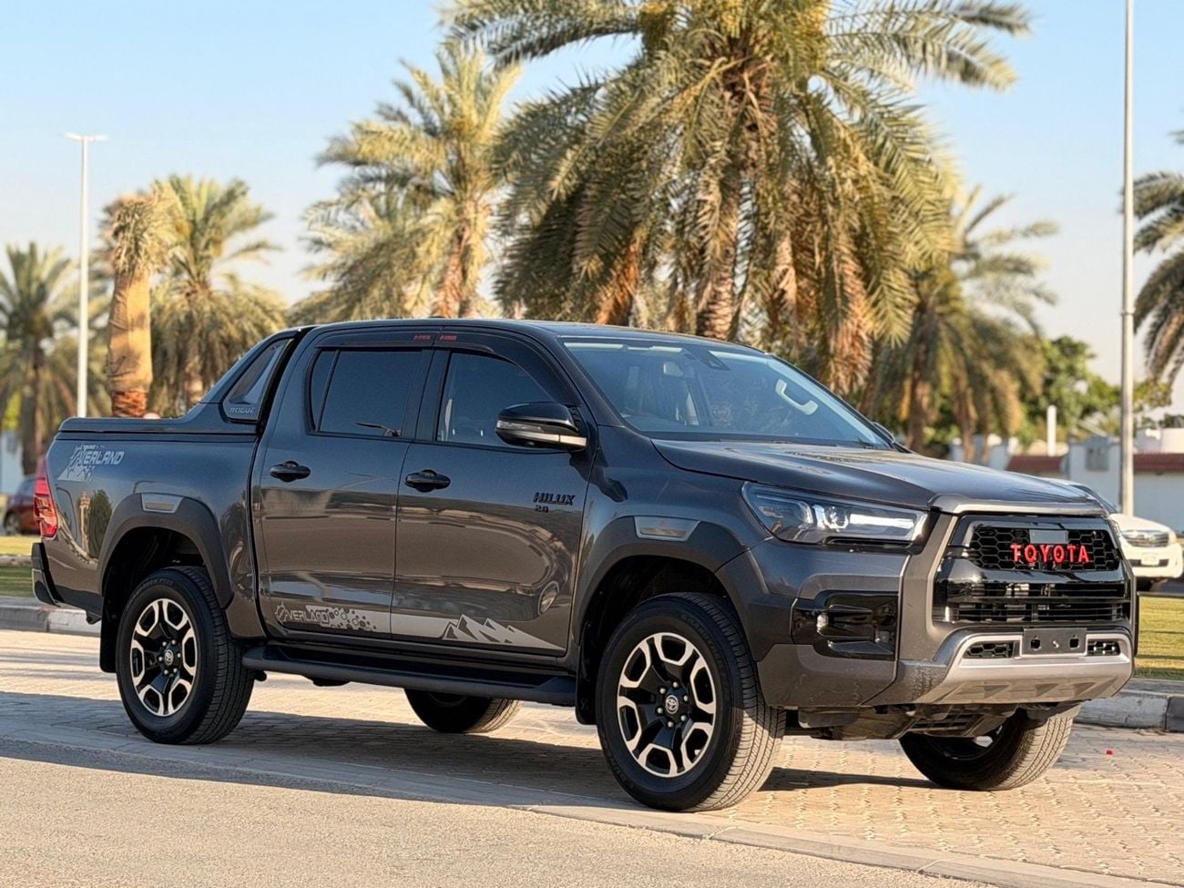 Toyota Hilux Rugged X GR