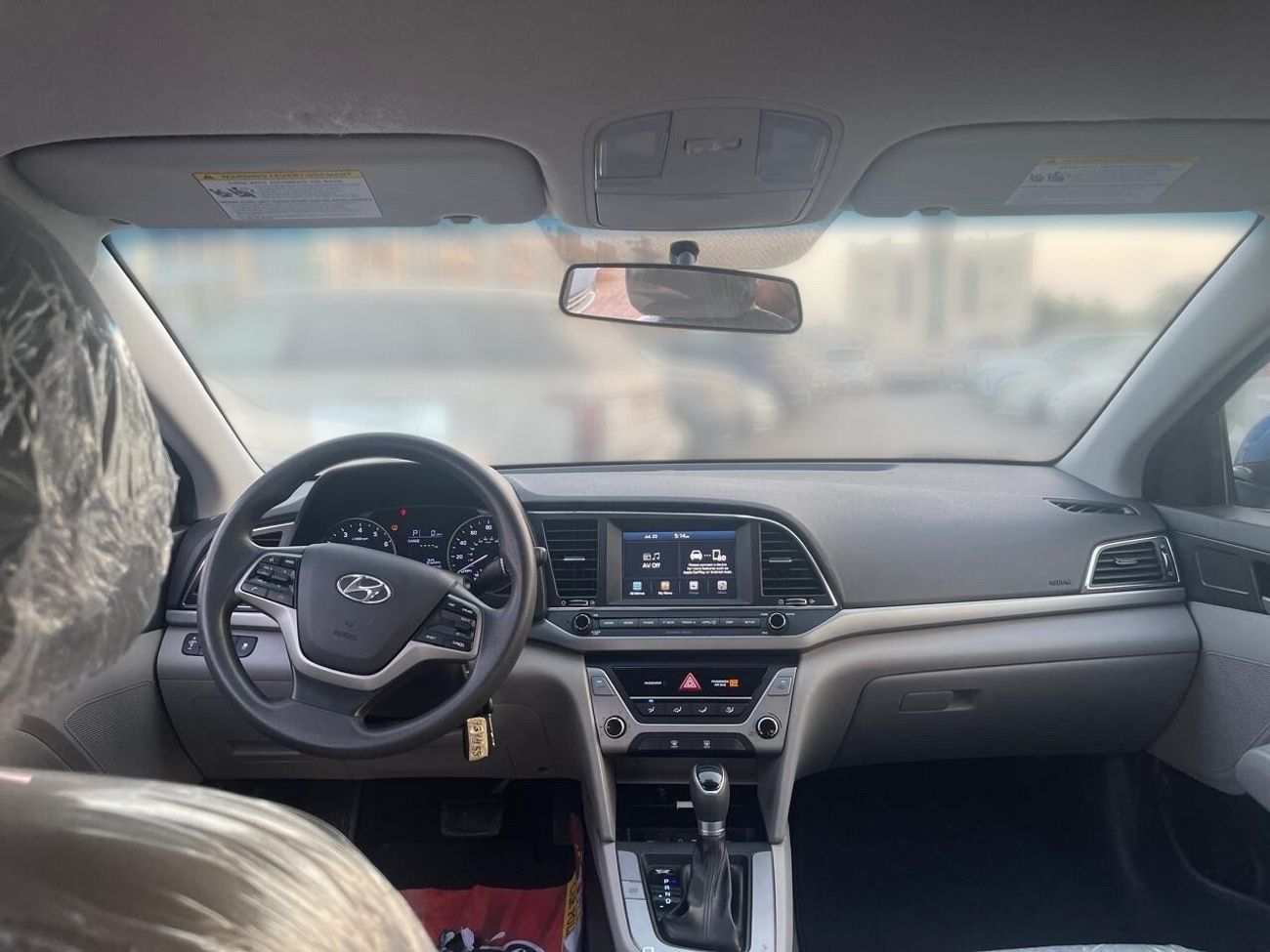 هيونداي إلانترا GL 2.0L