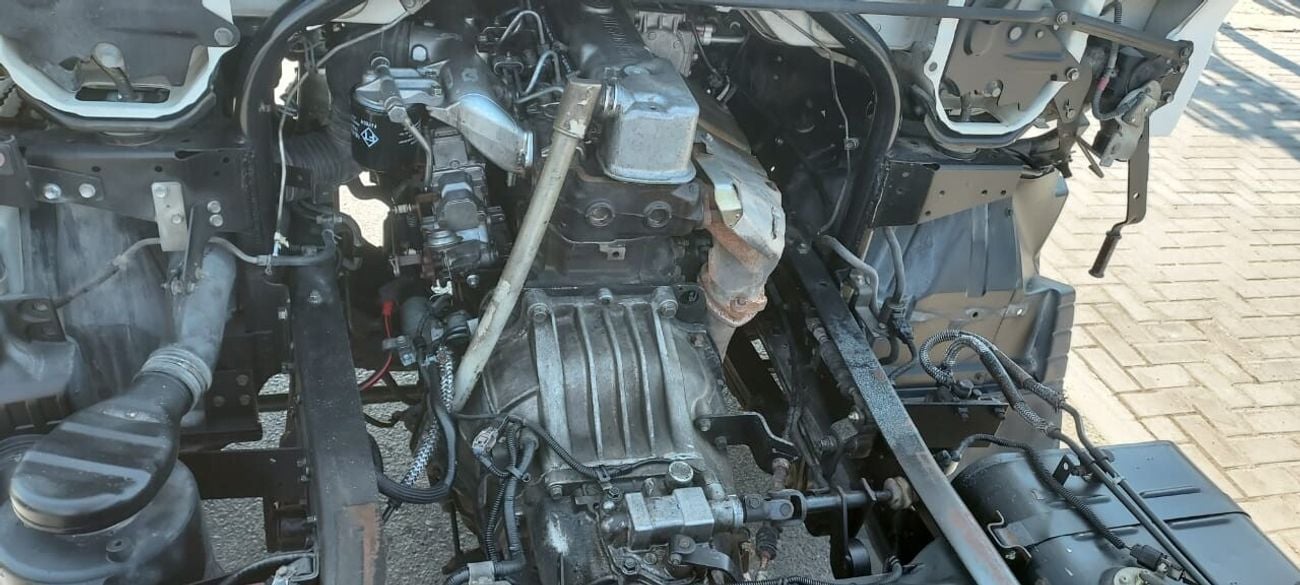 Mitsubishi Fuso Canter CHASSIS / WITHOUT TURBO / 4.2L / 16 FEET / M/T / LOT# 11777