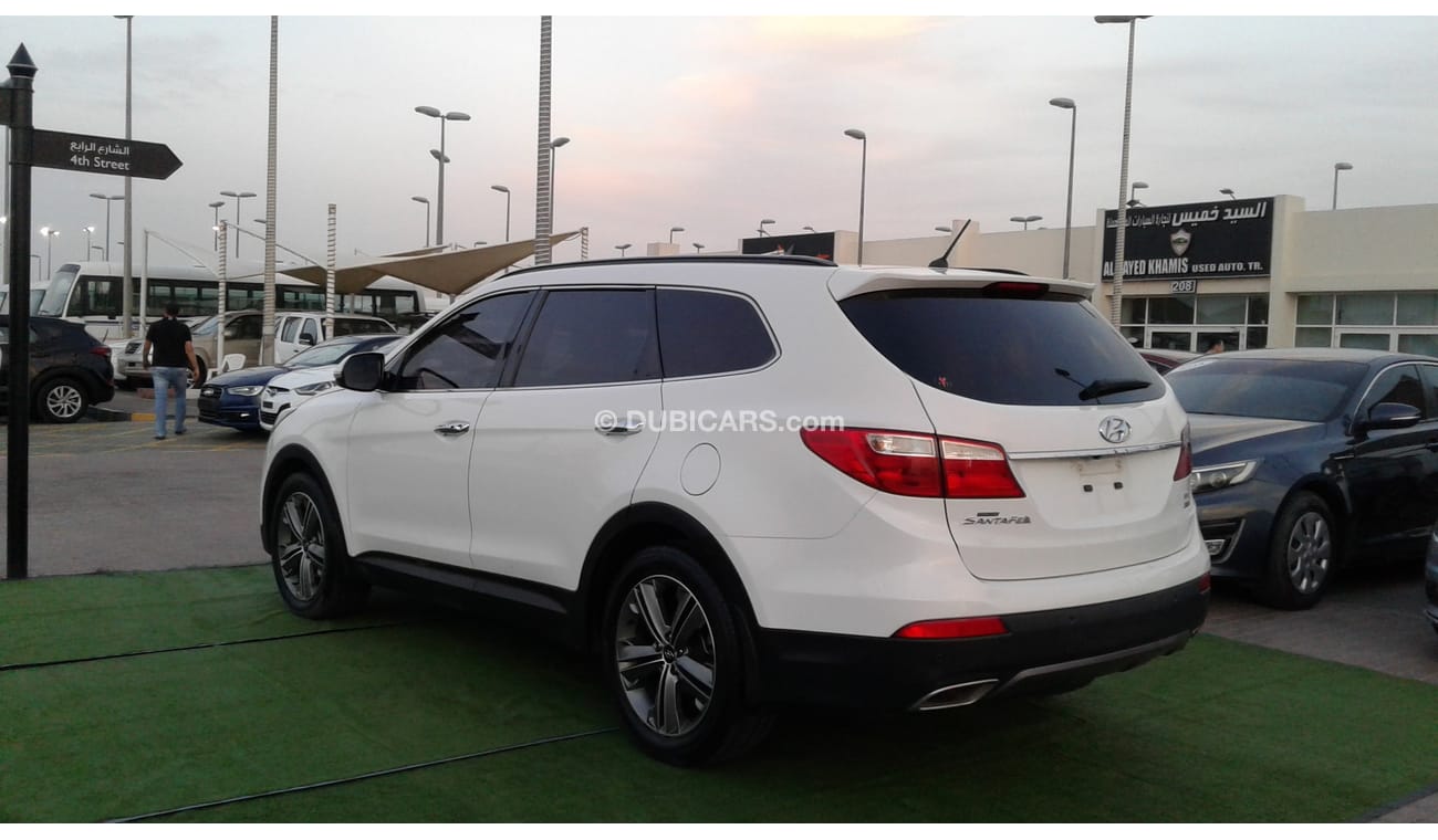 Hyundai Santa Fe HYUNDAI SANTAFE 2015 WHITE KHALIGE 3.3 PANORAMA 4WD PERFECT