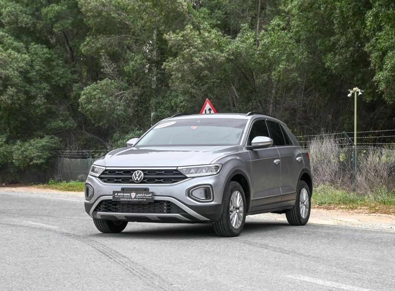 Volkswagen T ROC Life 1.4L VOLKSWAGEN T ROC 2023 1.4L GCC   accident-free Excellent Condition 1019  AED Monthly