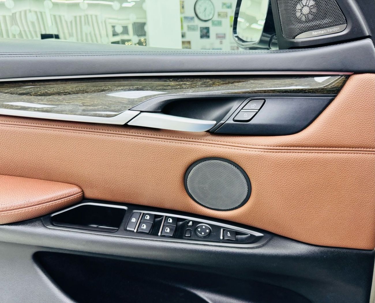 BMW X6 50i Luxury 4.4L