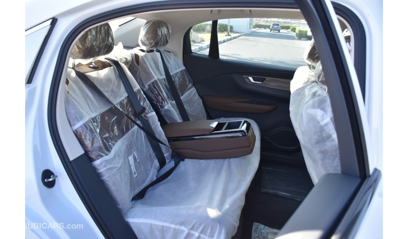 HONGQI EQM5 MY22 - WHT_TAN - RANGE 430KM