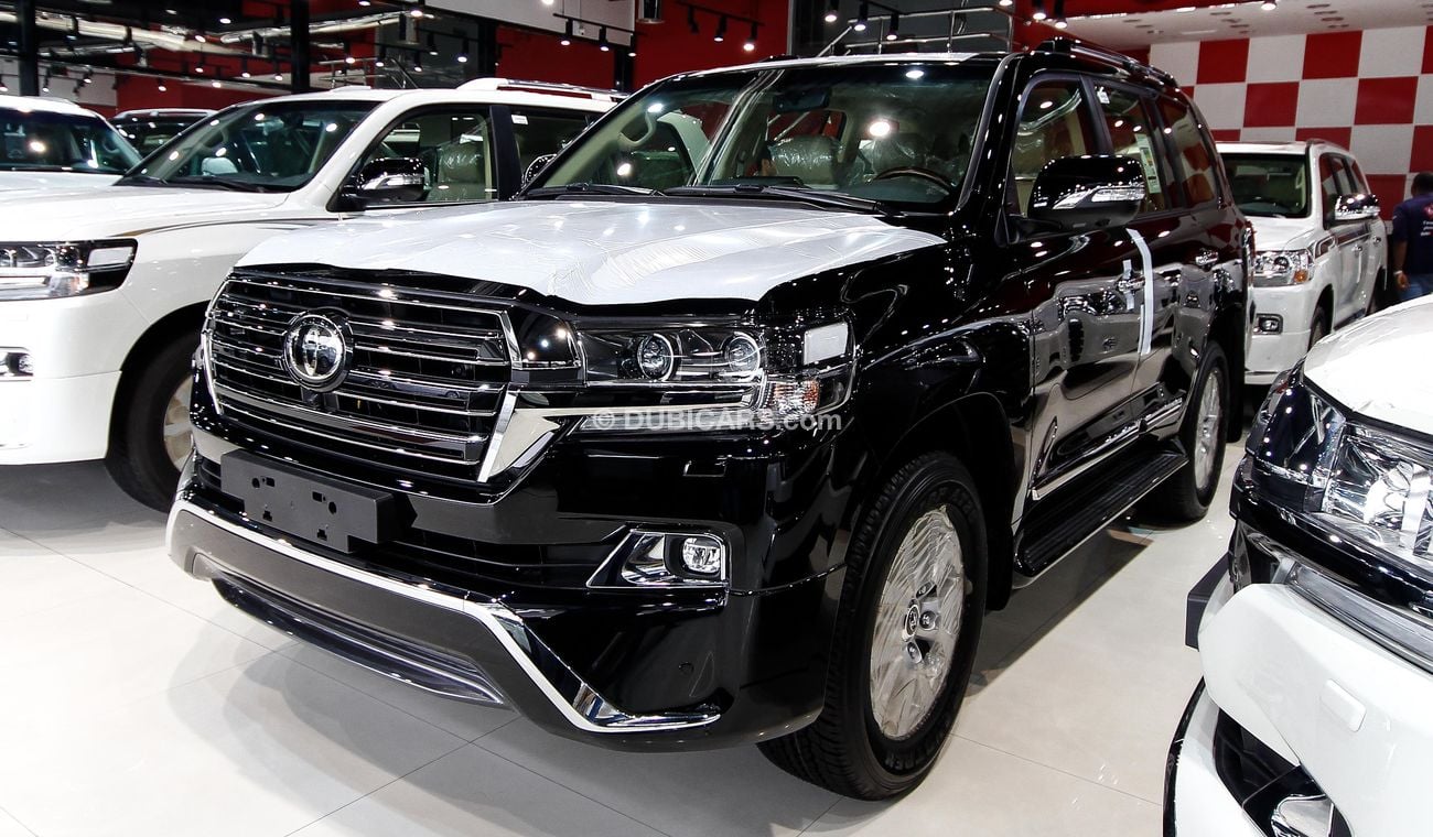 Toyota Land Cruiser GXR Black Edition
