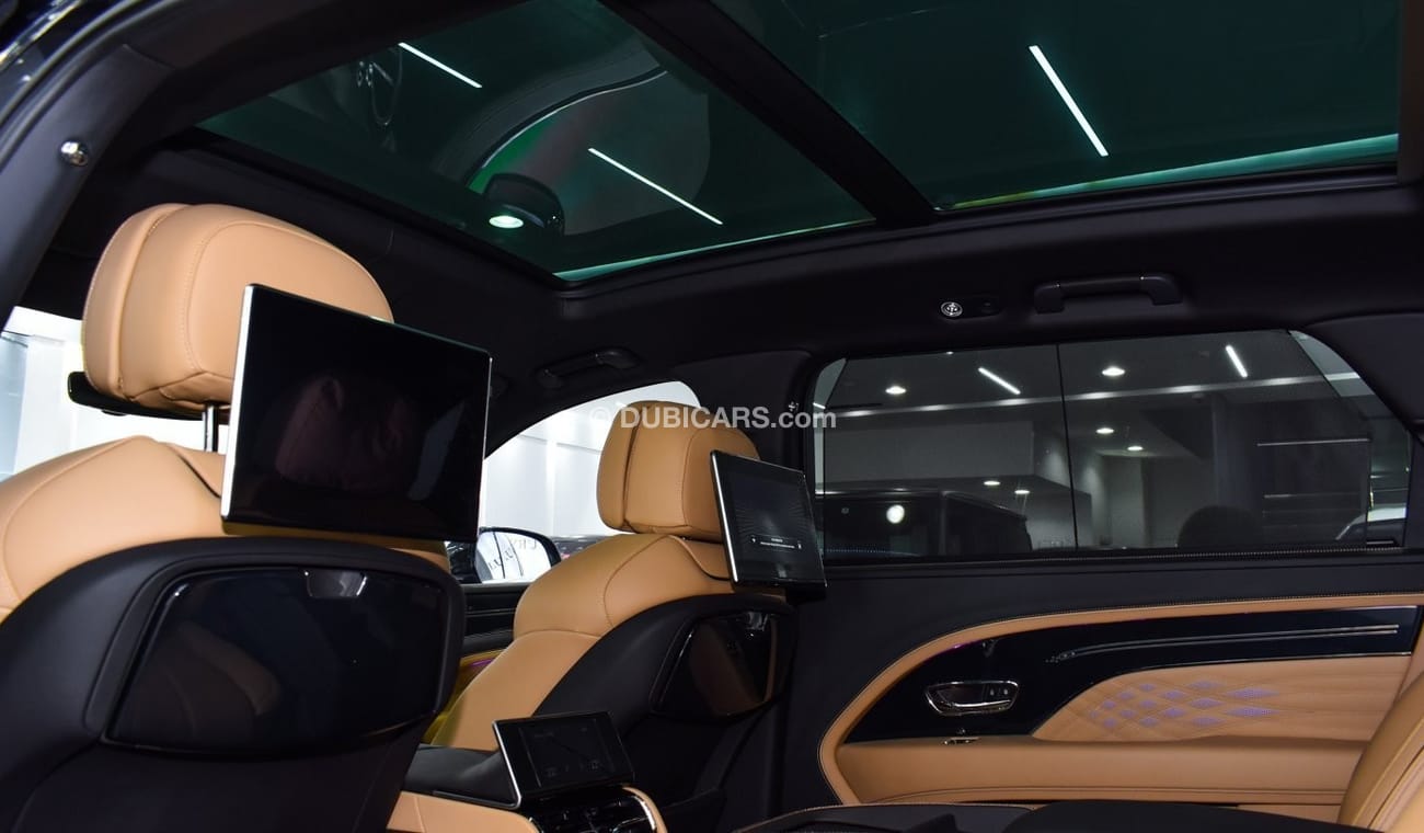 بنتلي بينتايجا Azure   First Edition