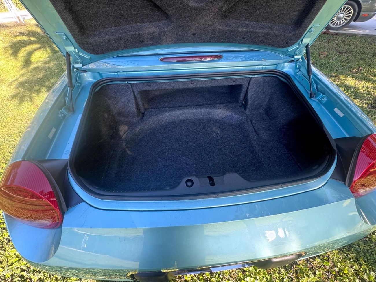 فورد ثاندربيرد 3.9L | V8 | Hard Top | Convertible | GT