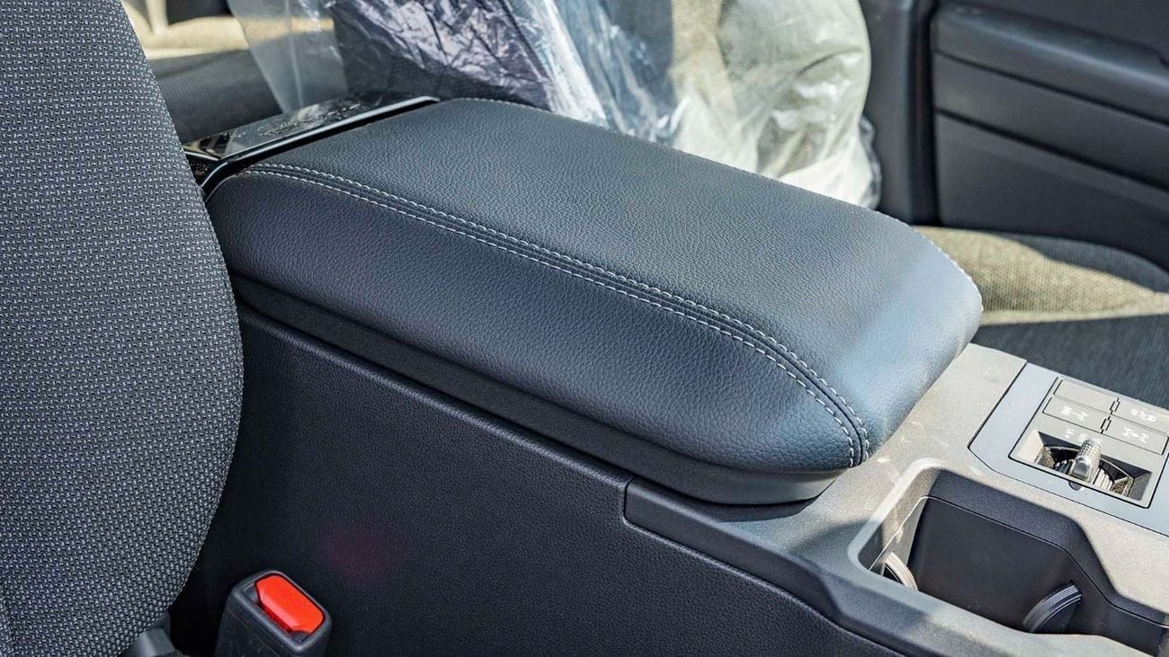 تويوتا برادو 2024 Toyota Prado DSL Basic 2.8L Diesel AT