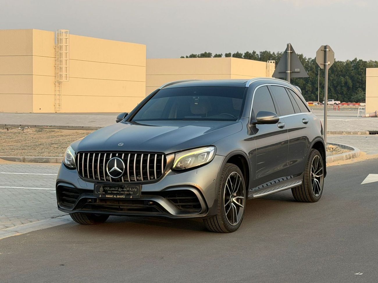 مرسيدس بنز GLC 300 Premium 2.0L