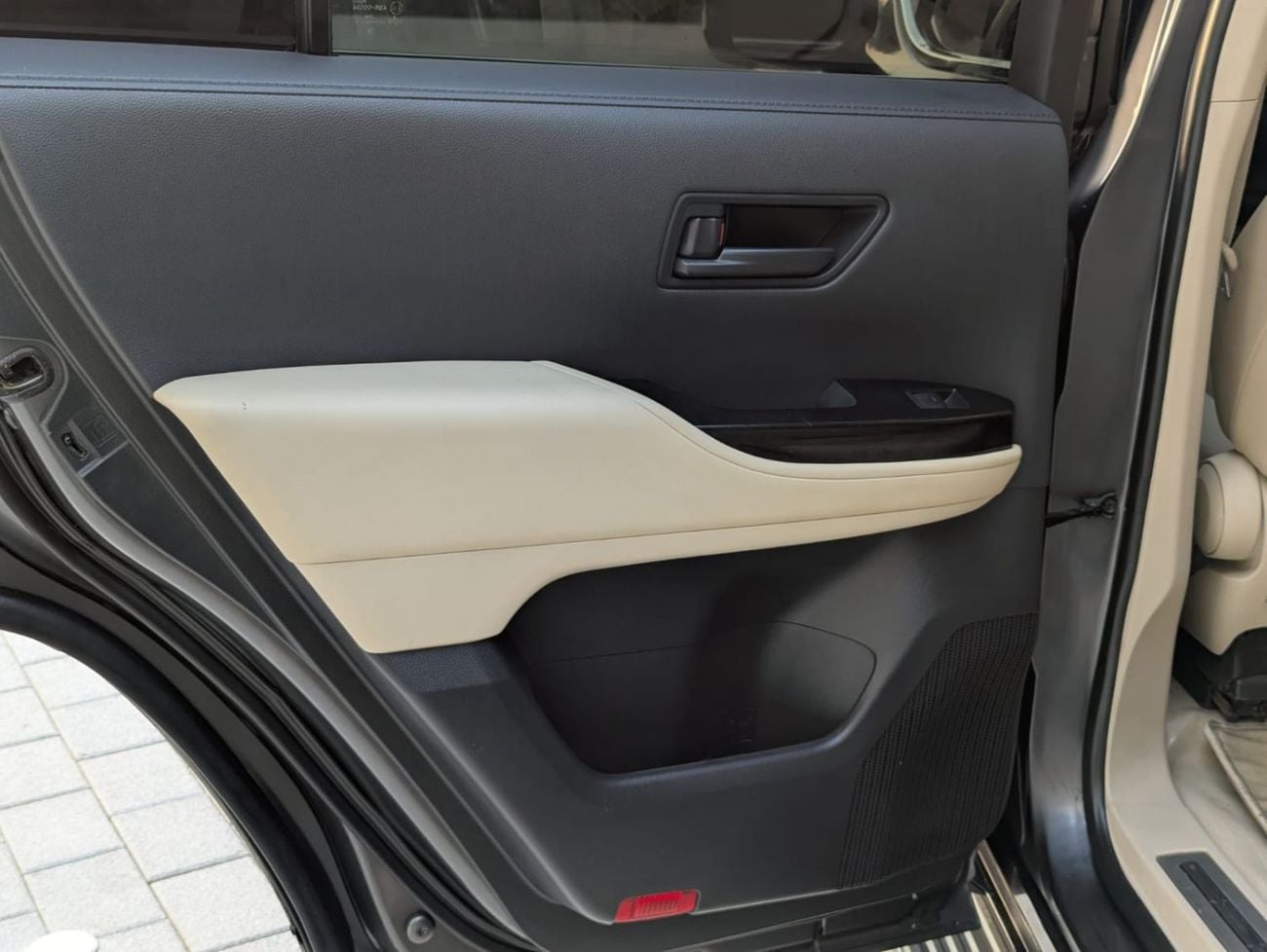 Toyota Land Cruiser GXR 4.0L Without Twin Turbo LHD V6 Petrol Engine Automatic Gear 4WD 7 Seats 5 Doors