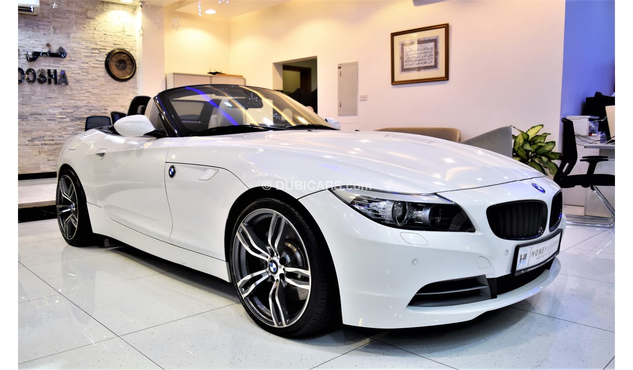 BMW Z4 60000KM ONLY  35is Hard Top Convertible 2010 Model GCC Specs