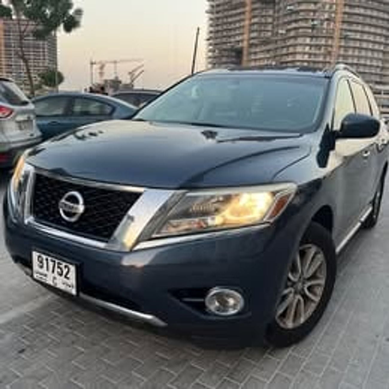 نيسان باثفايندر 2014 NISSAN PATHFINDER * 7 PASSENGER * CANADIAN SPEC * PRICED TO SELL *