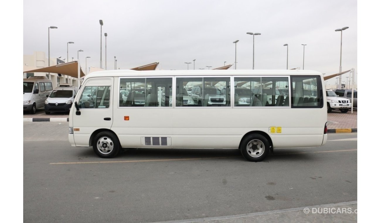 تويوتا كوستر 30 SEATER BUS WITH GCC SPECS -EXCELLENT CONDITION