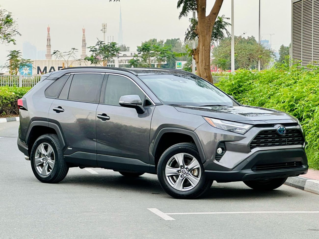 Toyota RAV4 XLE 2.5L Full option