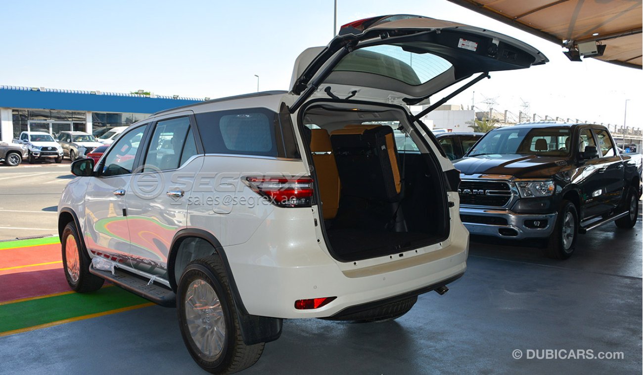 تويوتا فورتونر New Shape fortuner 2.8L Diesel 4WD 6 A/T Full Option Limited Stock