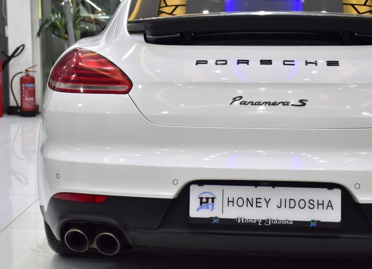 Porsche Panamera EXCELLENT DEAL for our Porsche Panamera S ( 2014 Model ) in White Color GCC Specs