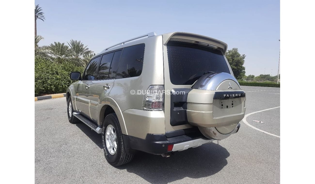 Mitsubishi Pajero Mitsubishi pajero 2007 g cc full automatic