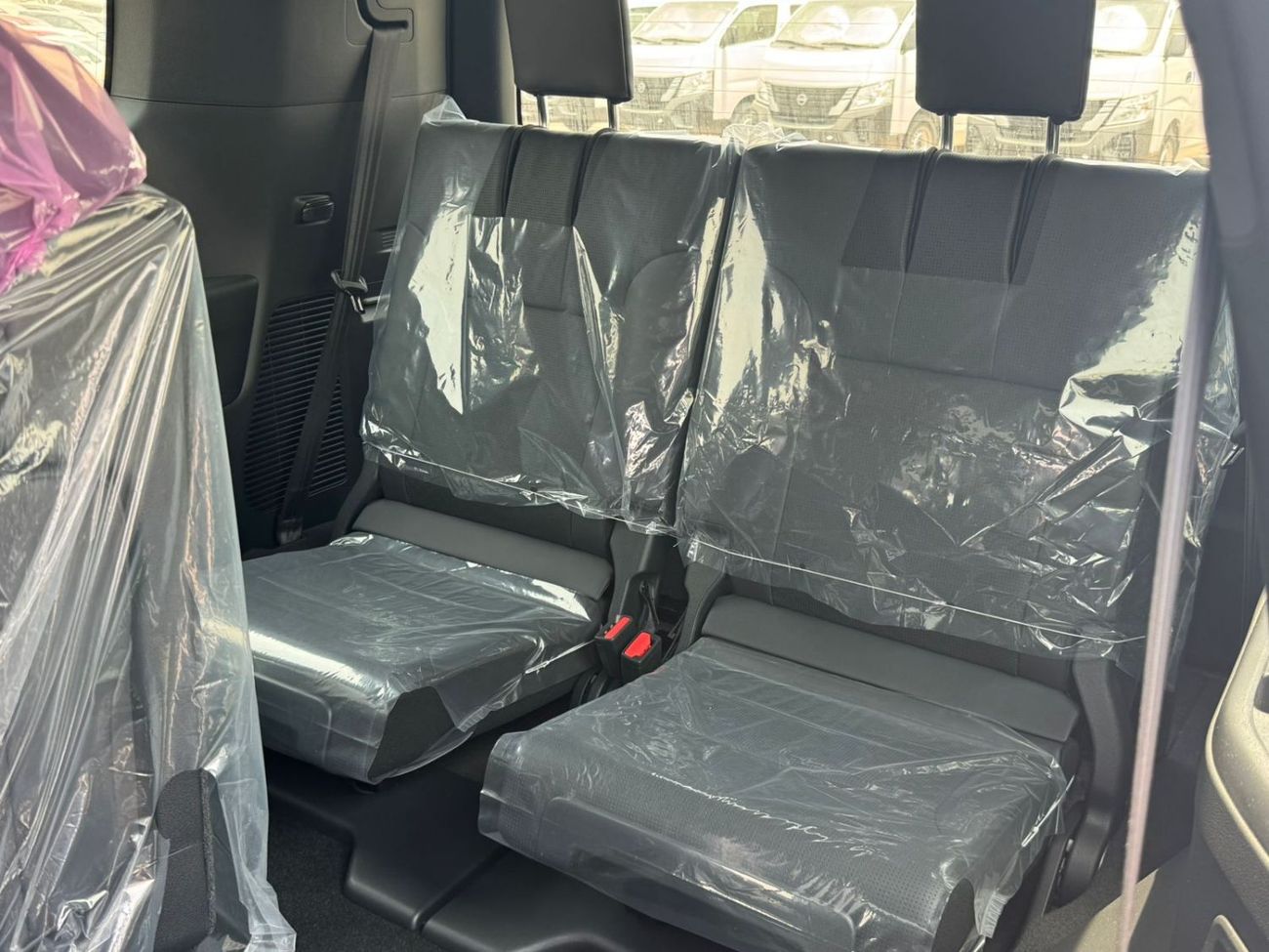 Toyota Land Cruiser 2025 Toyota Land Cruiser VX 3.5L TT, Black/Black, GCC Spec