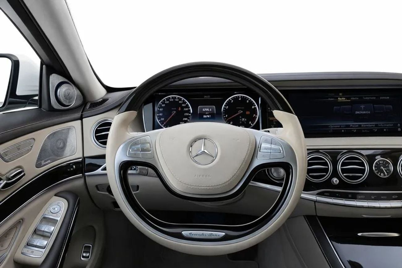Mercedes Maybach S600 Maybach Mercedes S600 Maybach V12 l GCC l Full Gargash History l Flagship Luxury