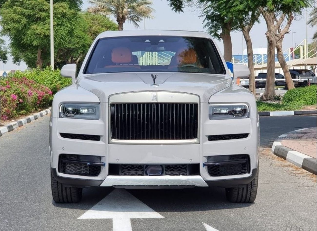 Rolls-Royce Cullinan VIP 2023 ORANGE INTERIOR