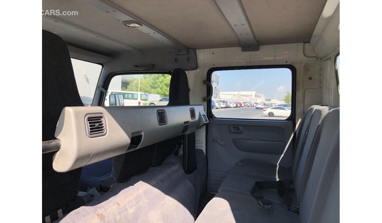 Mitsubishi Fuso Canter دبل كابين