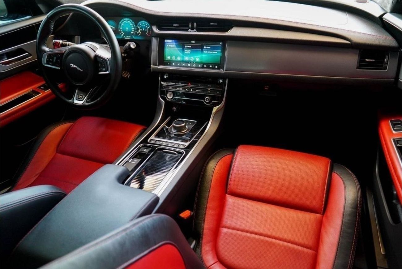 جاكوار XF R-ديناميك SE