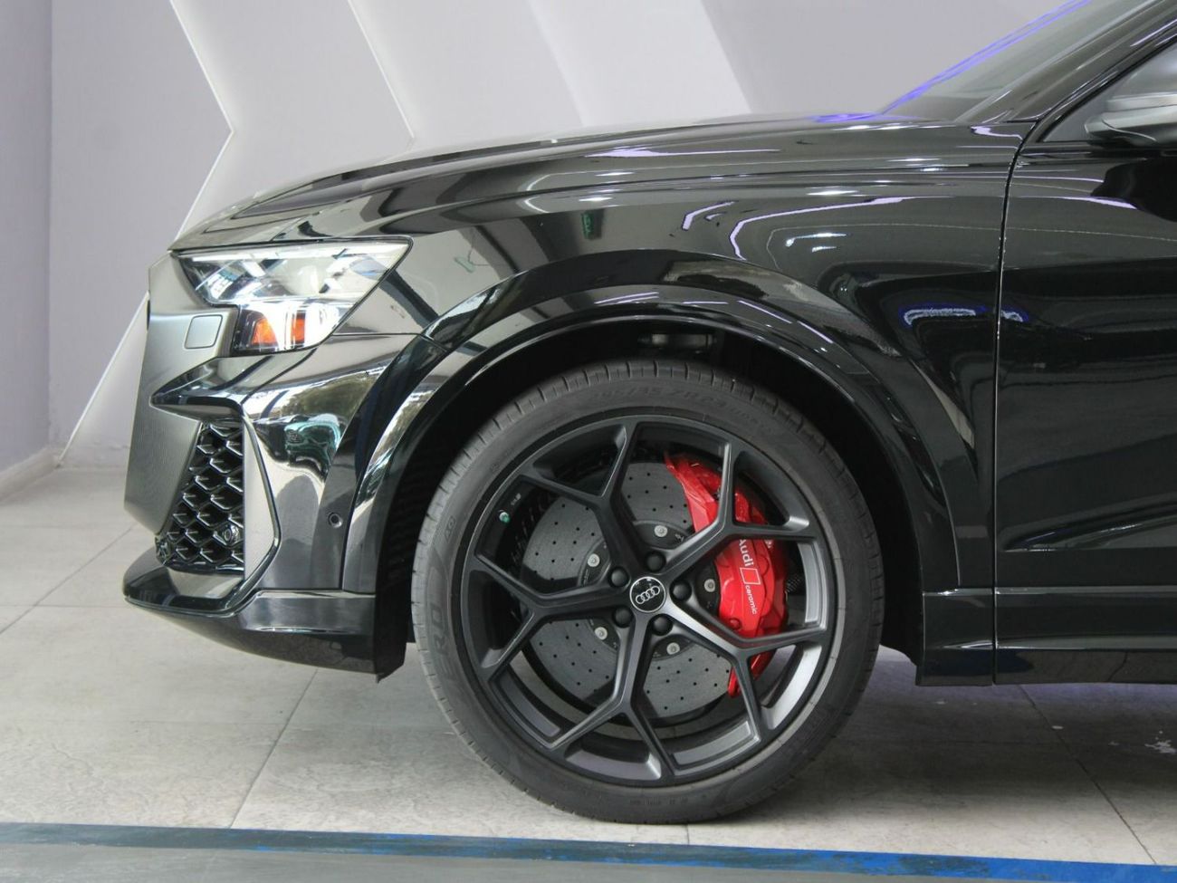 Audi RS Q8 TFSI quattro 4.0L